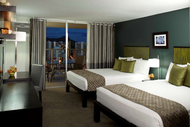 Room 2 of 27