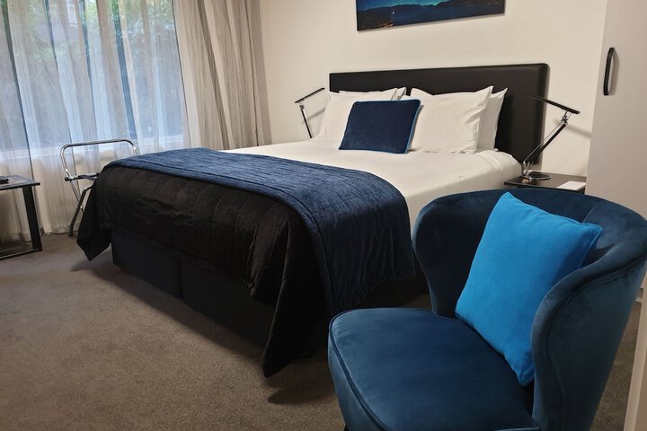 Room 22 of 63