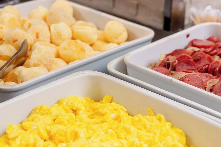 Breakfast/Coffee Service 120 of 231