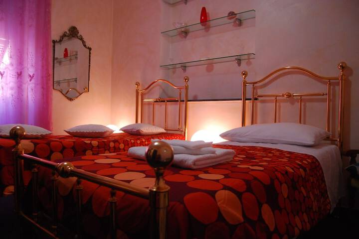 Casa MaMa in Genoa