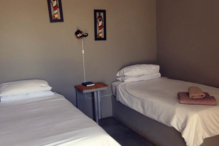 Room 10 of 36