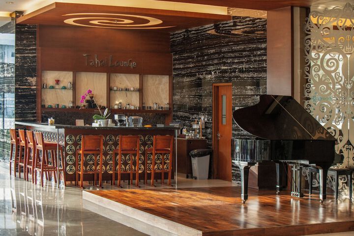 Lobby Entry
