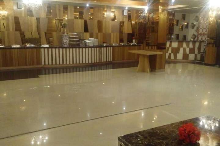 Guest Lobby