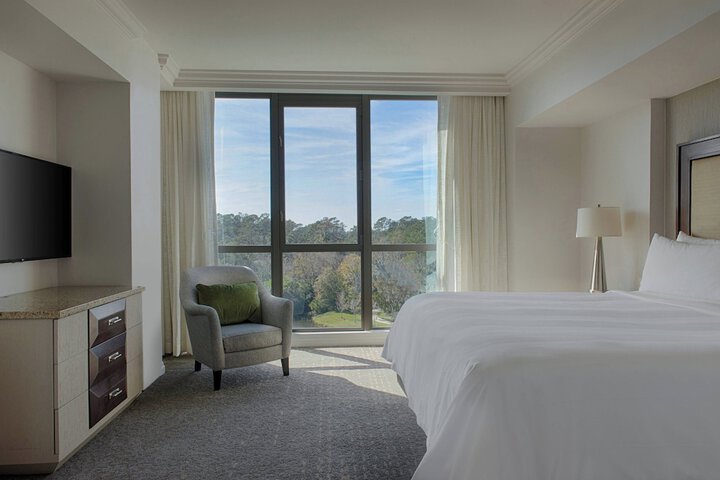 Room 20 of 199