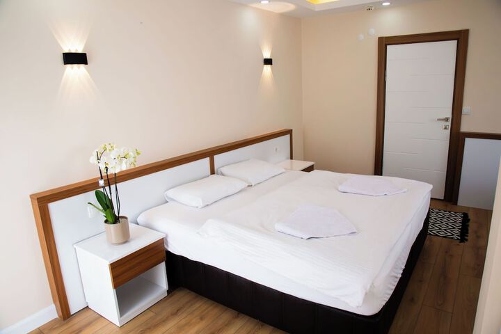 Room 29 of 151