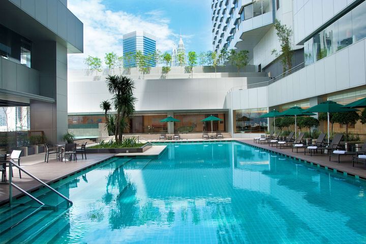 Pool Hotel