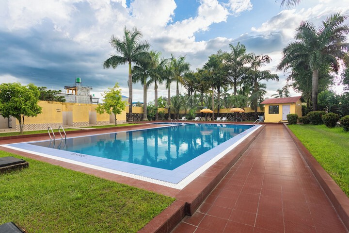 Pool 53 of 126