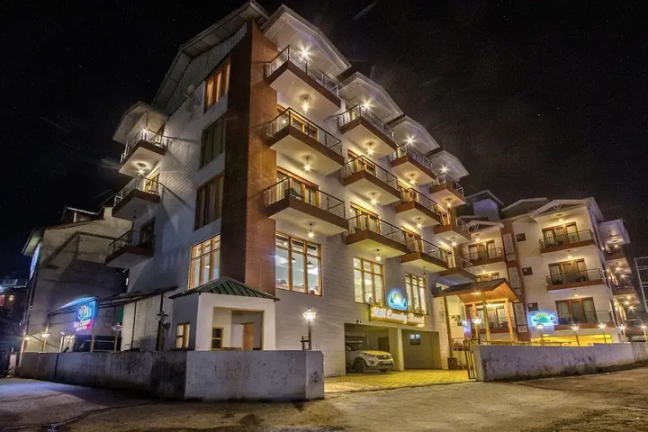 OYO 10786 Hotel Hill County