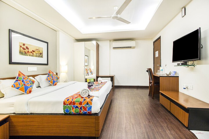 Room 3 of 29