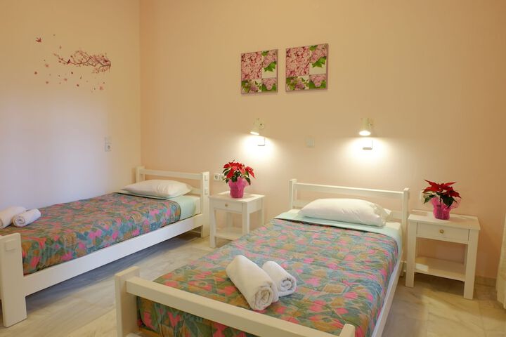 Room 10 of 131