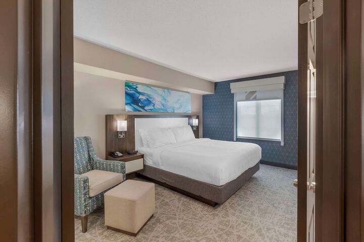 Room 12 of 33