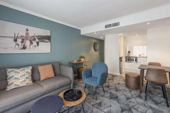 Room 21 of 37