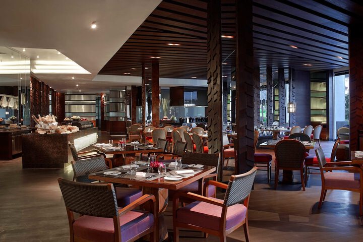 Dining 184 of 259