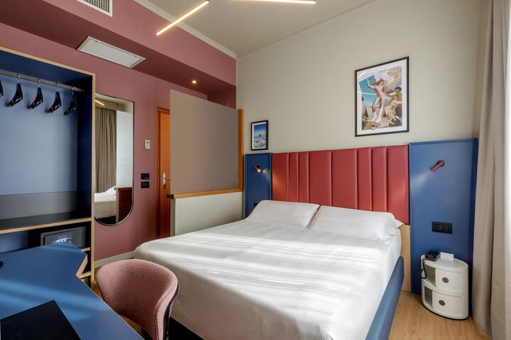 Room 68 of 188