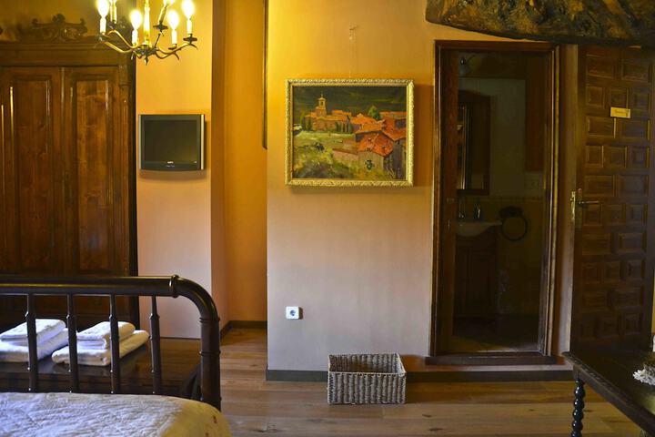 Room 15 of 54