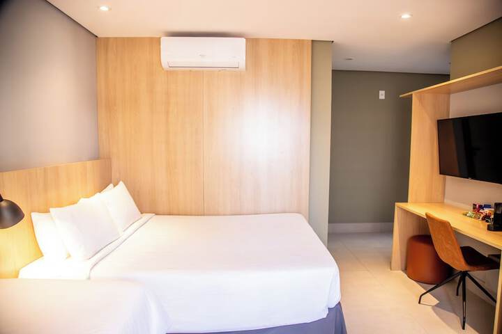 Room 43 of 156