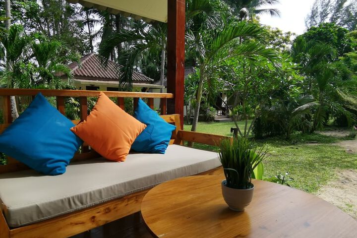 Room 105 of 200