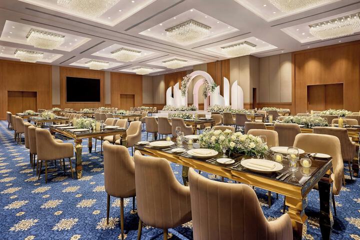 Ballroom/Hall 57 of 67