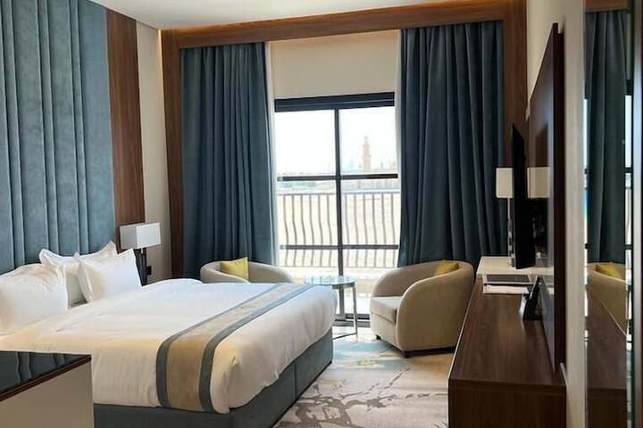 Room 15 of 96