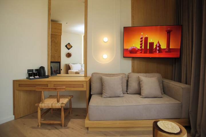 Room 54 of 70