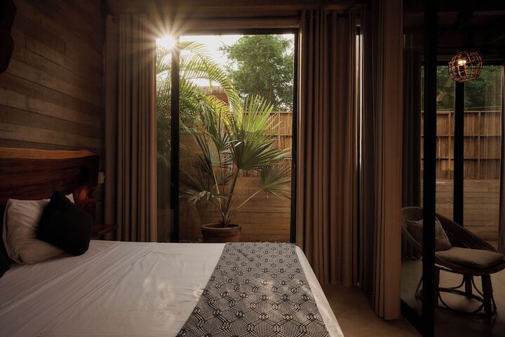 Room 21 of 80