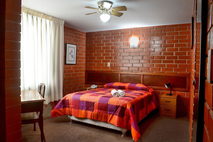 Room 3 of 54