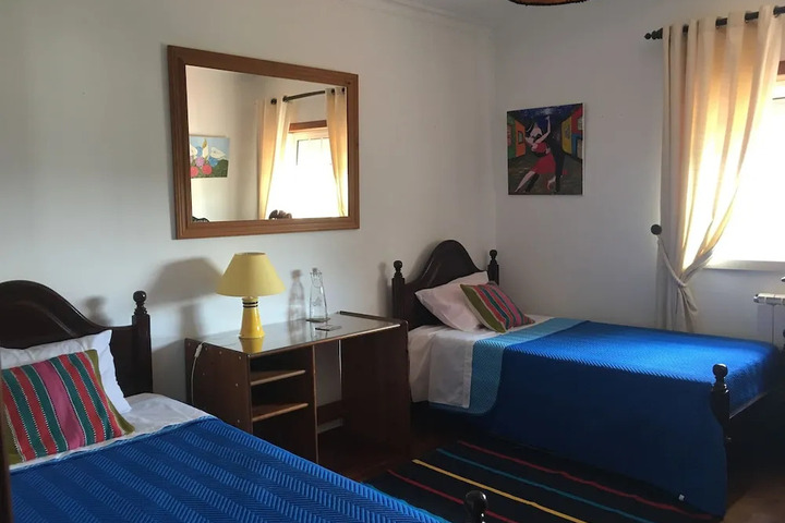 Room 5 of 17