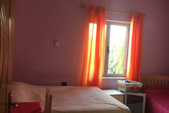 Room 19 of 34