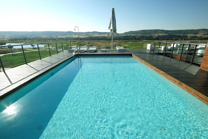 Hotel Pool