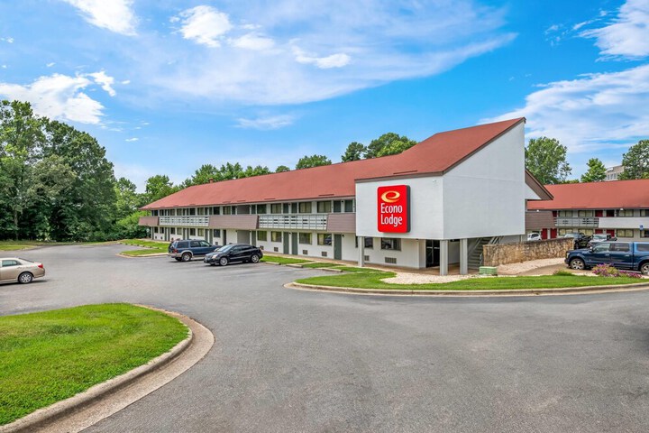 Hotel 35 of 40