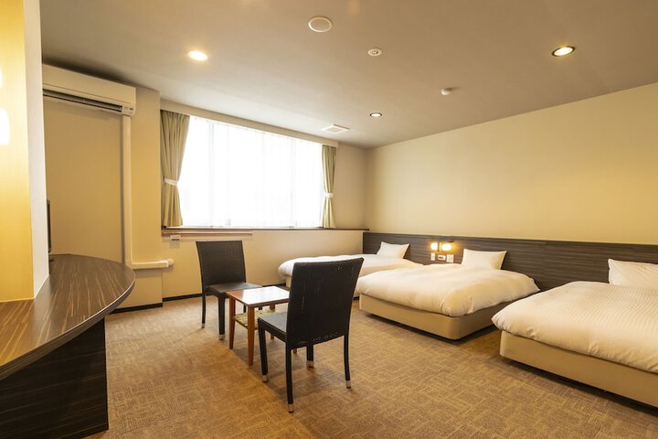Room 14 of 59