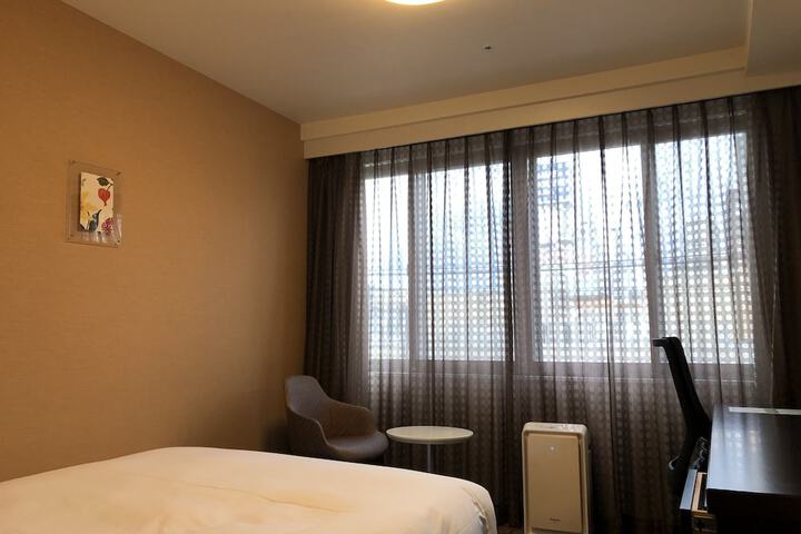 Room 30 of 54