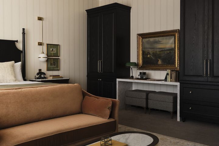 Room 8 of 45