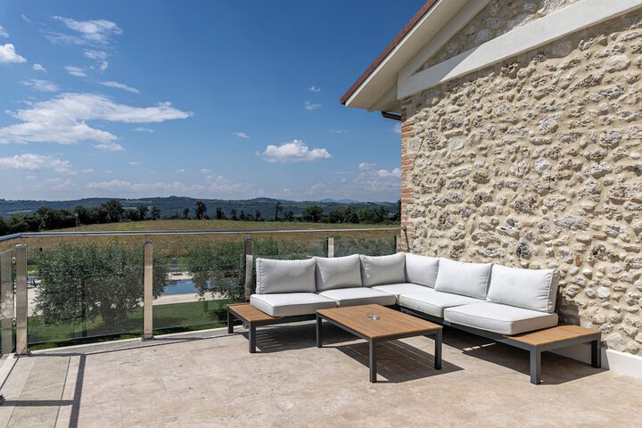 Terrace/Patio 57 of 148