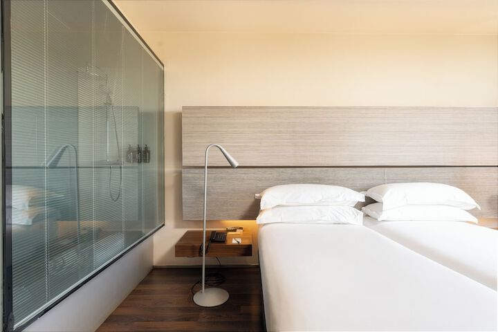 Room 20 of 46