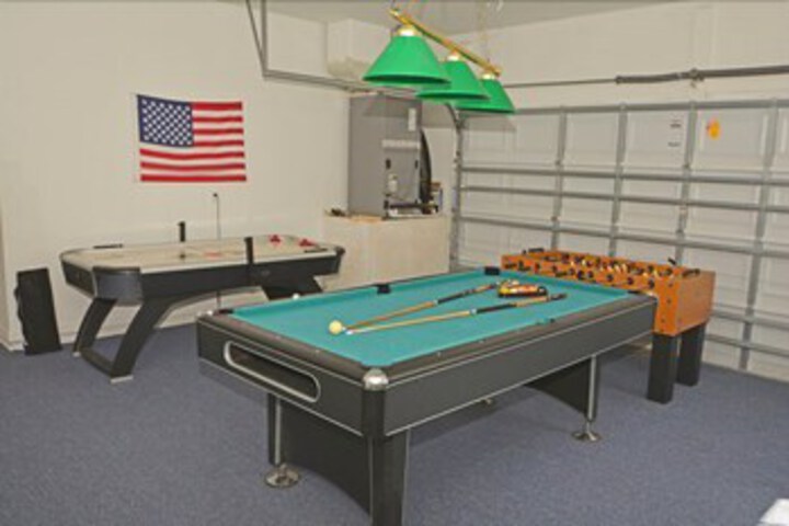 Room 13 of 35