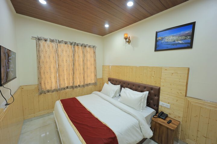 Room 8 of 23