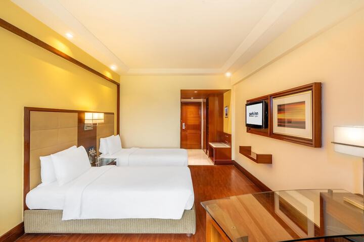 Room 20 of 62