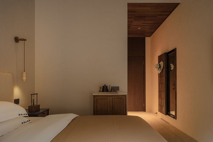 Room 19 of 55