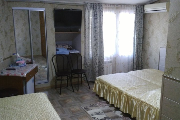 Room 17 of 26