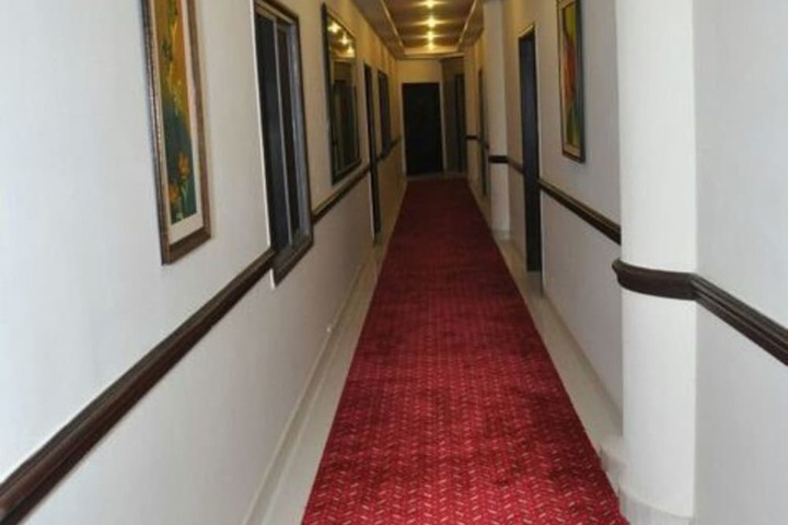 Ballroom/Hall 3 of 40
