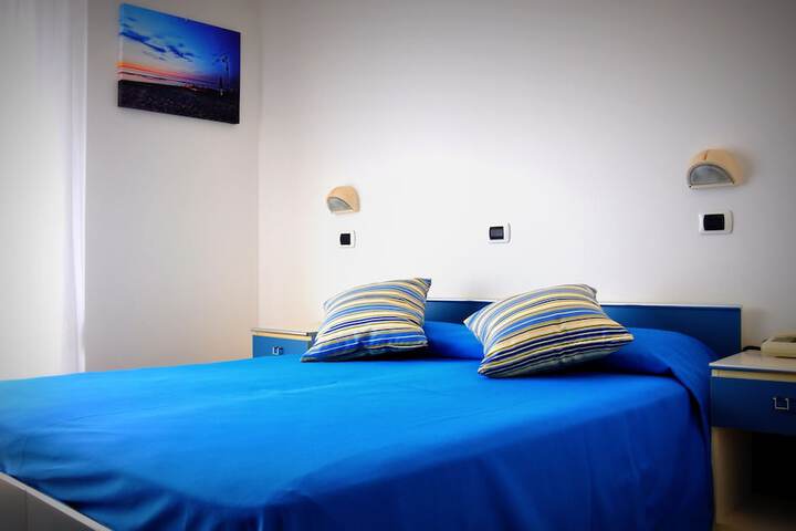 Room 5 of 23