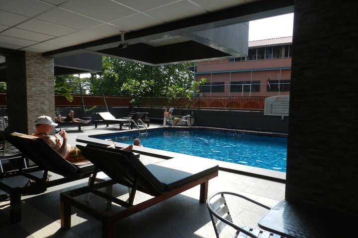 Pool 65 of 90