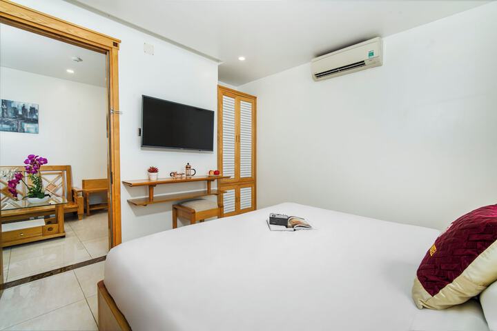 Room 10 of 47