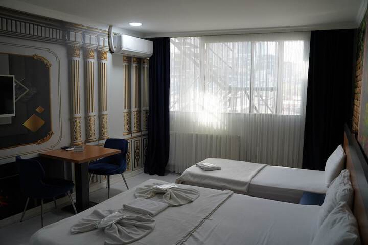 Room 18 of 52