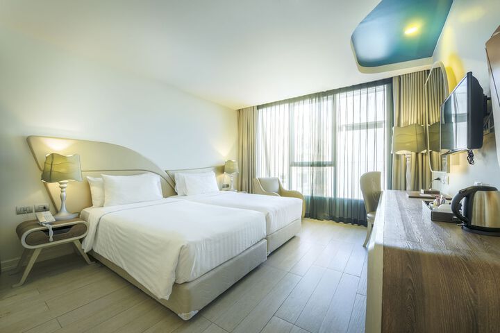 Room 42 of 81