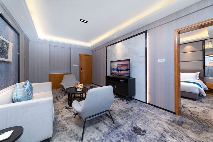 Room 7 of 21