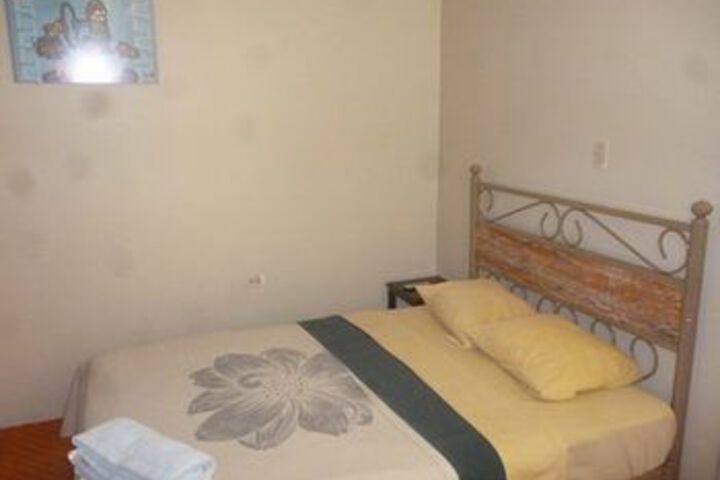 Room 14 of 19