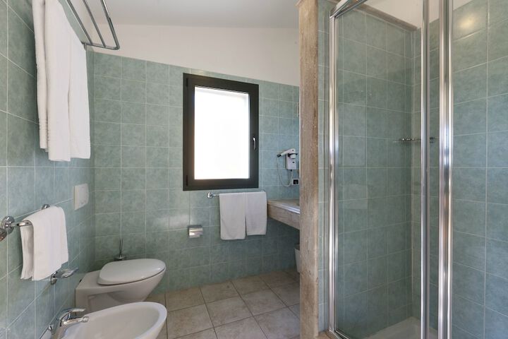 Bathroom Interior Photo
