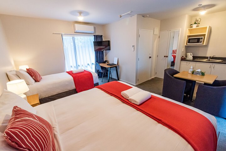 Room 16 of 46